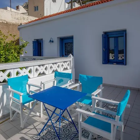 Thea Menetes * Menetaí