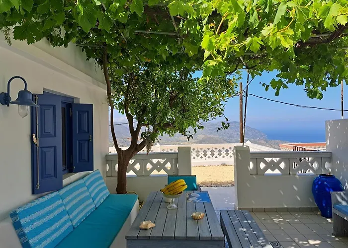 Thea Menetes * Menetaí