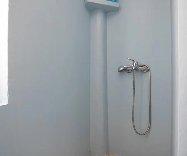 Thea Menetes * Menetaí